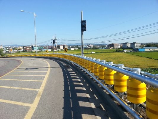 kupować International Level 4 Rolling Guardrail Barrier Including 85 MICRO Zinc Coating and Beam Variants 1 2 3 4 5pcs for Road Safety online manufacture