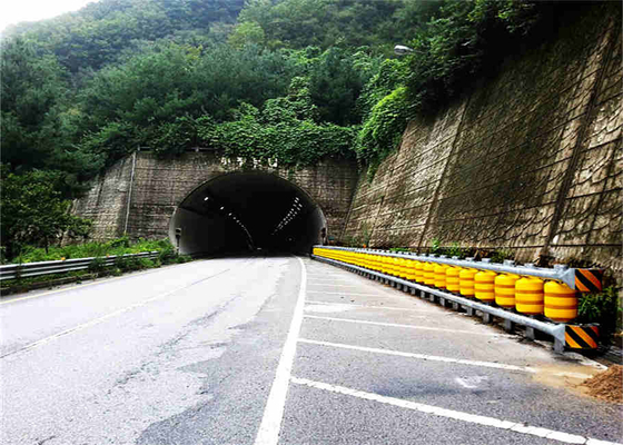 Good price Dostosowana ocynkowana powierzchnia bariery ochronnej EVA Highway Safety Roller Barrier w Internecie