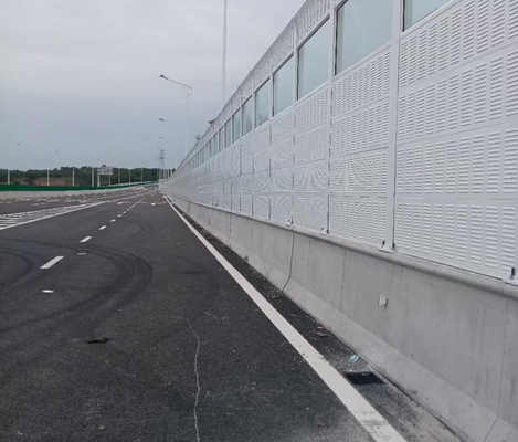 Good price Płyta aluminiowa Panel autostrady Bariera akustyczna Szklana płyta wełniana Wypełniony typ żaluzji w Internecie
