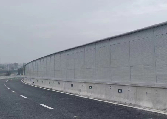 Dźwiękoszczelna bariera akustyczna autostrady ze stalowymi kolumnami w kształcie litery H