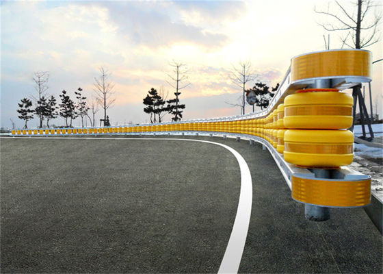 Dobra cena Length 4 Meters Roller Crash Barrier guardrail manufacture suitable for installation on highways streets and urban roads w Internecie