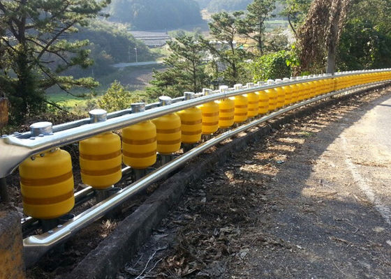 Dobra cena Bariera ochronna rolkowa o długości 4 metrów zapewniająca wszechstronną ochronę, zaprojektowana tak, aby wytrzymać trudne warunki i silne uderzenia w Internecie